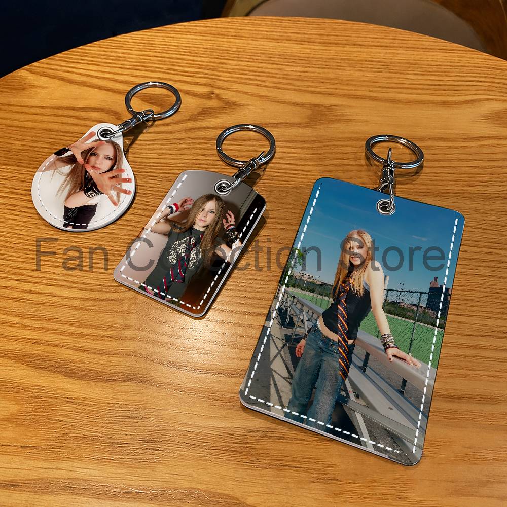 Singer A-Avril Holder Keychain - For Leather Work recension och pris