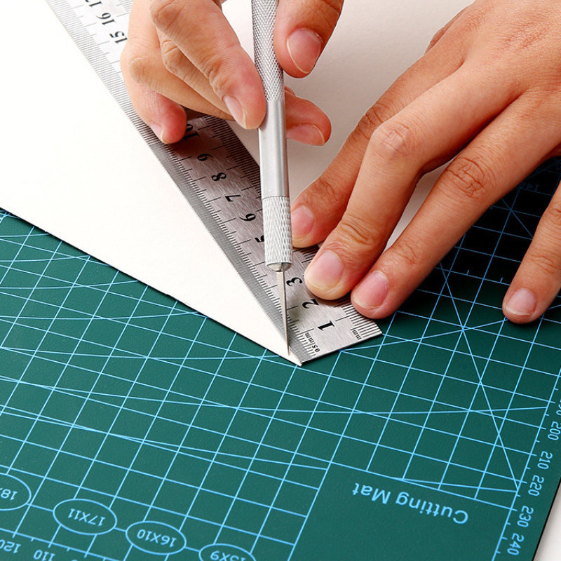 A4 Cutting Mat Workbench Patch - Leatherwork Knives recension och pris